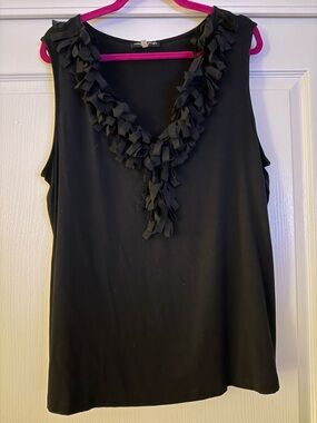 Cable & Gauge Black Ruffle V-Neck Sleeveless Top